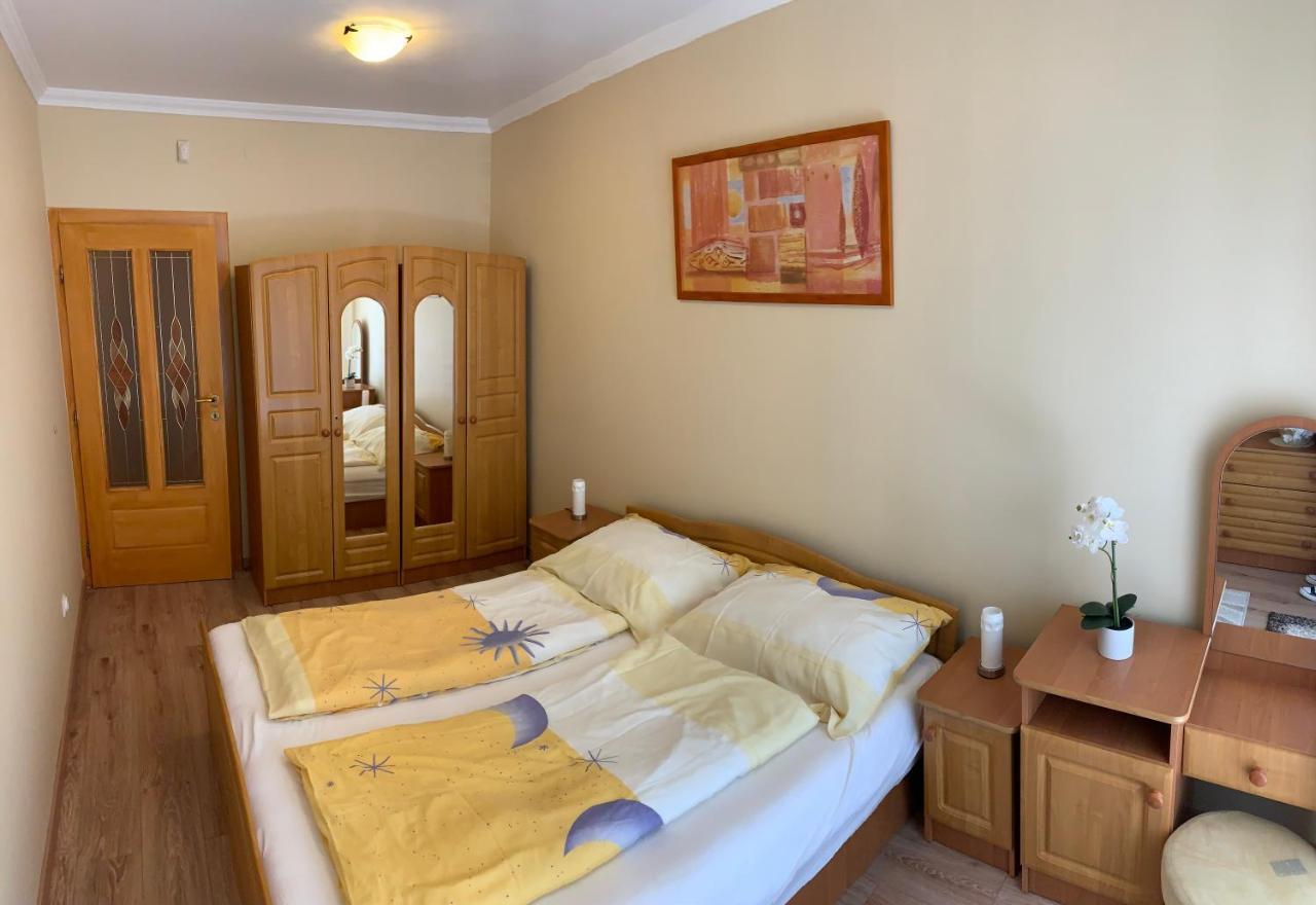 Relax Apartman Hajdúszoboszló Exteriör bild